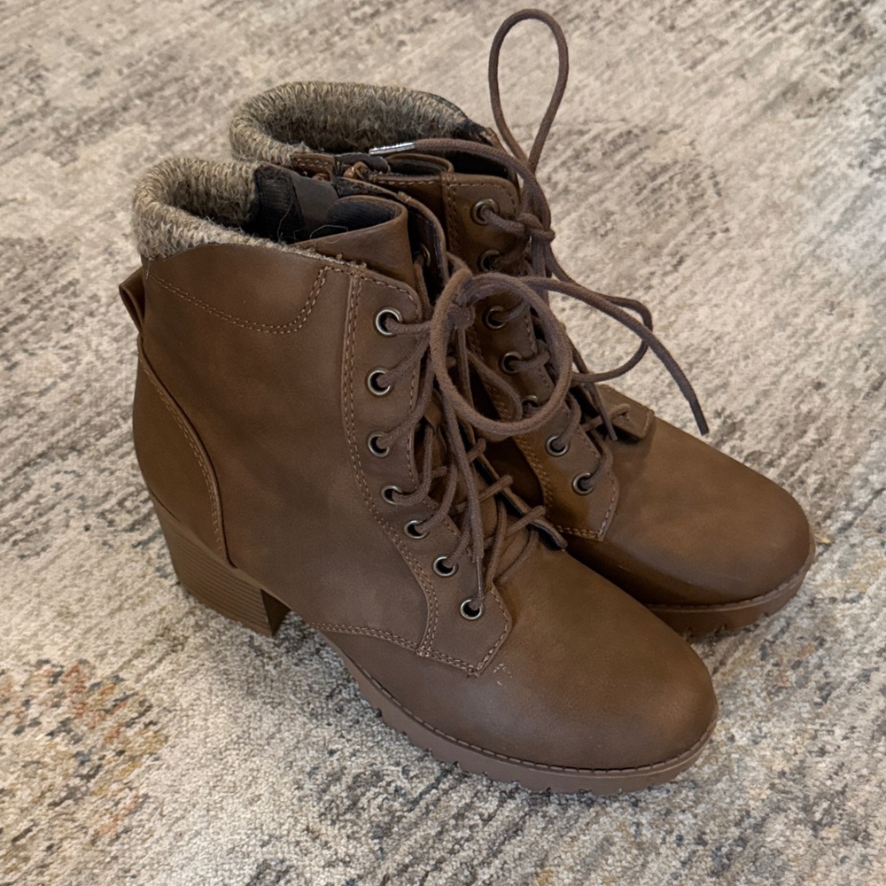 Soda Tan Lace-Up Boots with Cozy Trim
